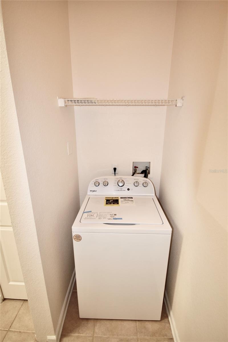 Image 26 of 33 For 913 Arbor Lakes Circle 913