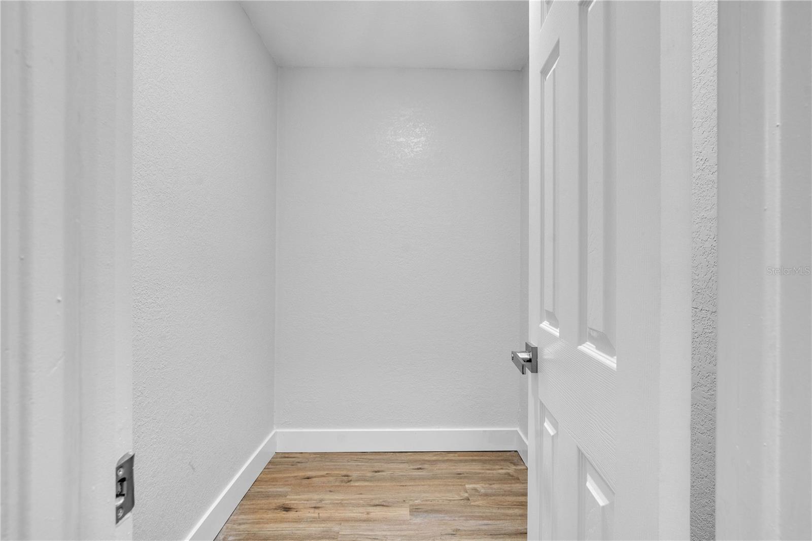 Image 13 of 34 For 209 Twelve League Circle