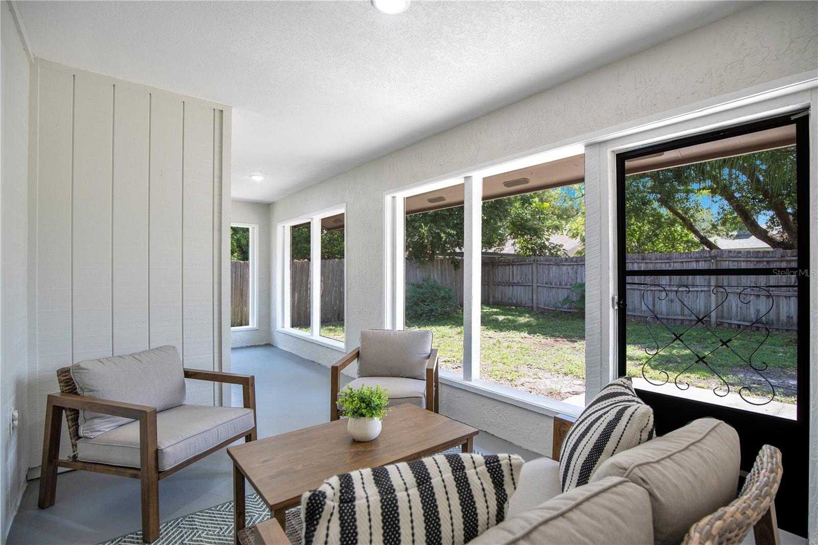 Image 25 of 34 For 209 Twelve League Circle