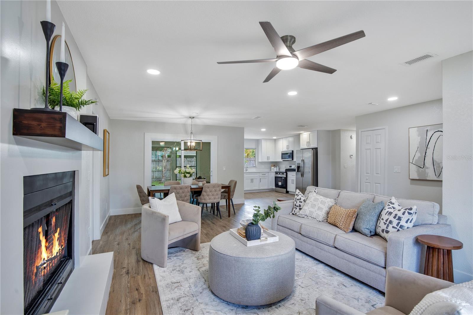 Image 6 of 34 For 209 Twelve League Circle