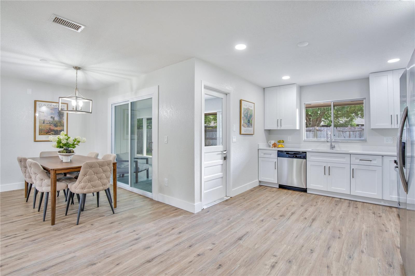 Image 7 of 34 For 209 Twelve League Circle