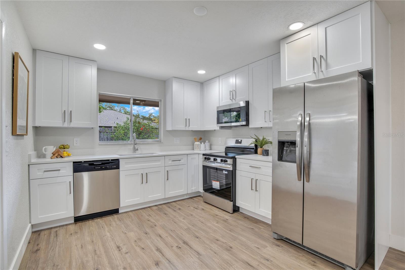 Image 8 of 34 For 209 Twelve League Circle