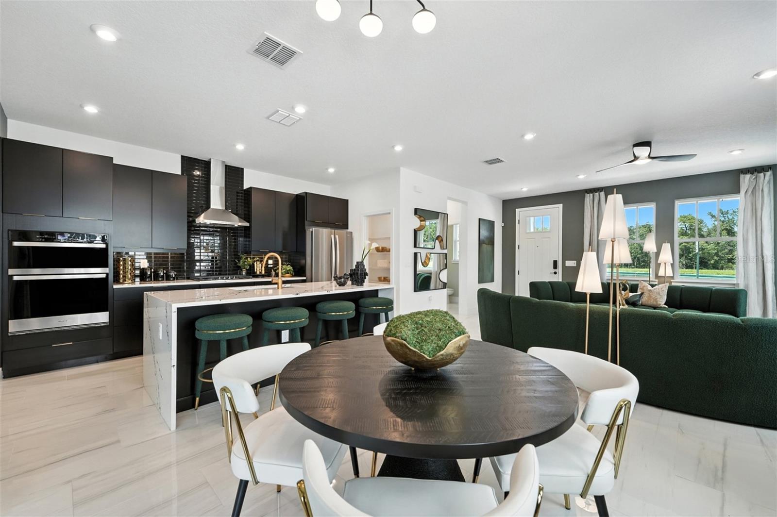 Image 7 of 29 For 2398 Celebration Boulevard