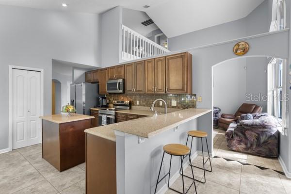 Image 13 of 49 For 1025 Oceanbreeze Court