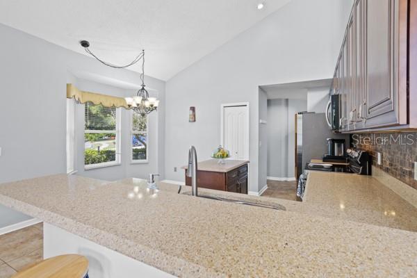 Image 17 of 49 For 1025 Oceanbreeze Court