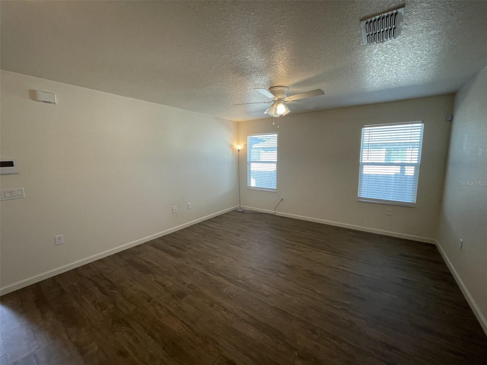 Image 7 of 20 For 1306 Ridge Pointe Dr.