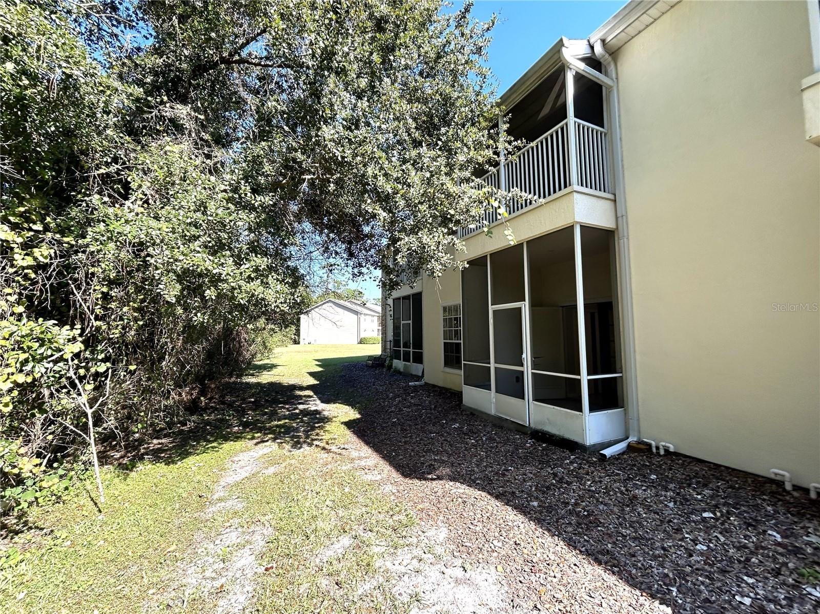 Image 12 of 13 For 141 Reserve Circle 105