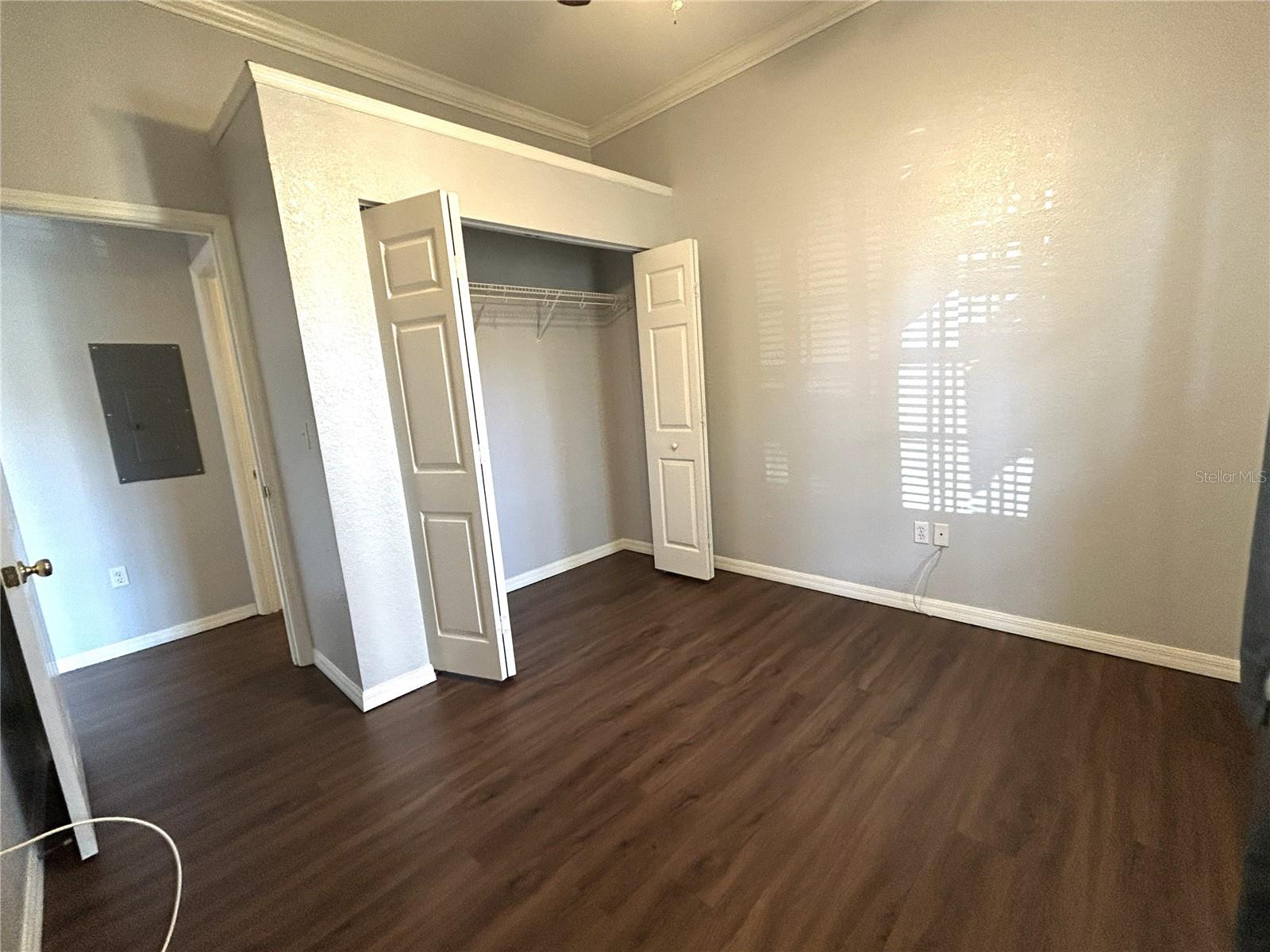 Image 9 of 13 For 141 Reserve Circle 105