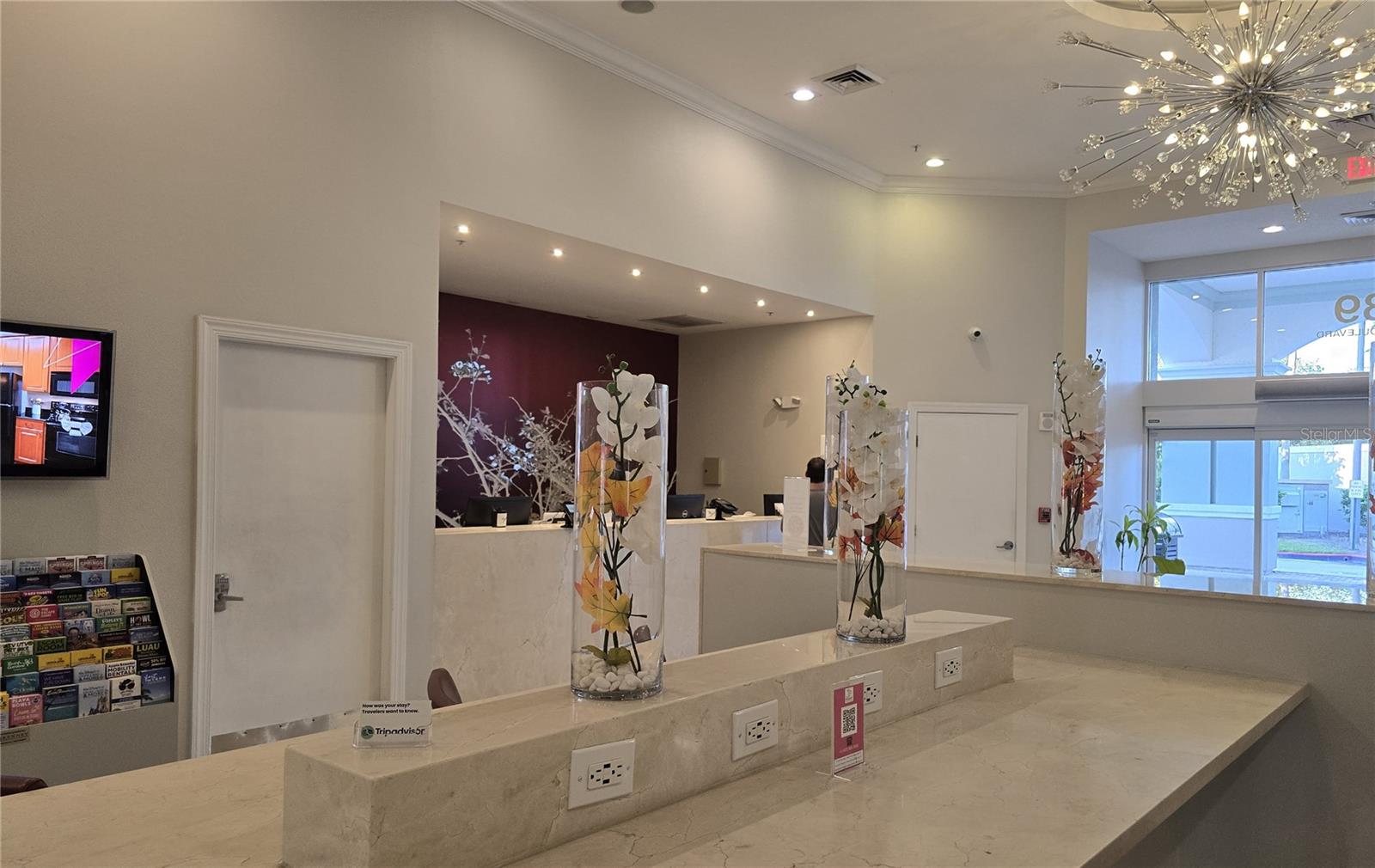 Image 5 of 10 For 7383 Universal Boulevard 408