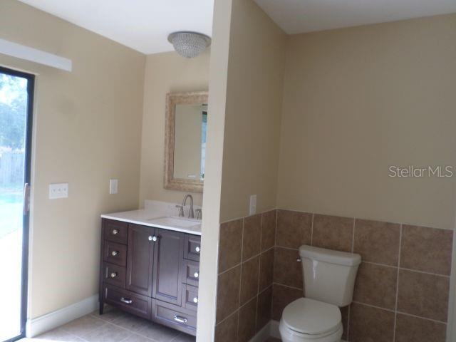 Image 11 of 15 For 210 Banbury Court