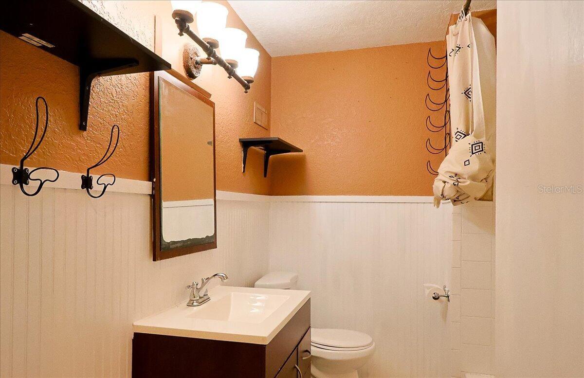 Image 16 of 31 For 731 Voorhis Avenue