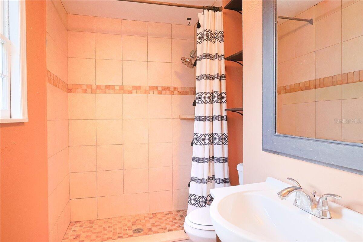 Image 19 of 31 For 731 Voorhis Avenue