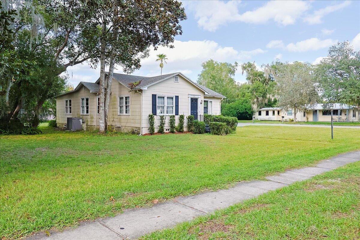 Image 29 of 31 For 731 Voorhis Avenue