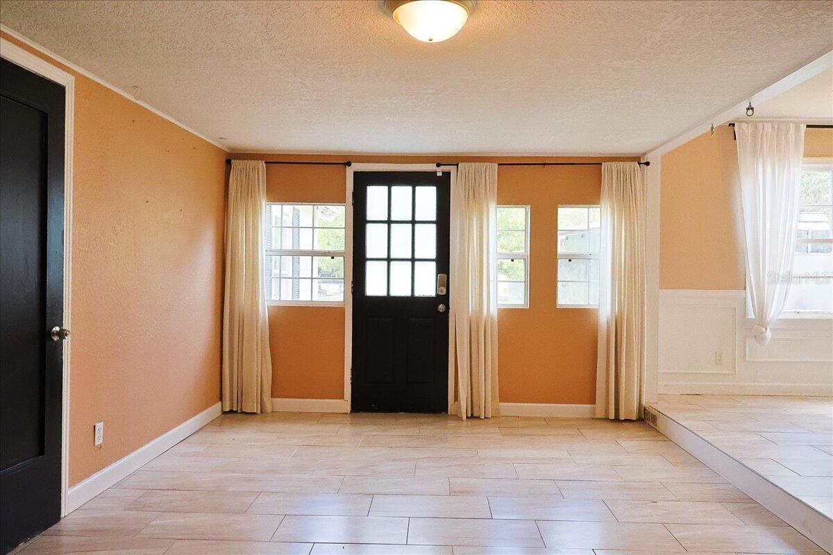 Image 3 of 31 For 731 Voorhis Avenue