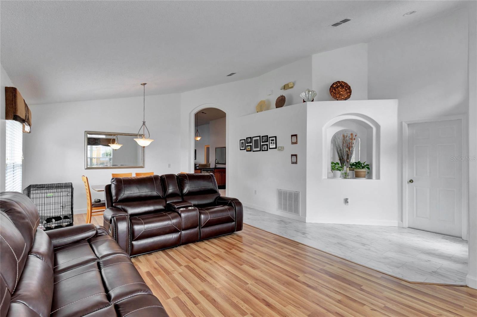 Image 7 of 34 For 2790 Kokomo Loop