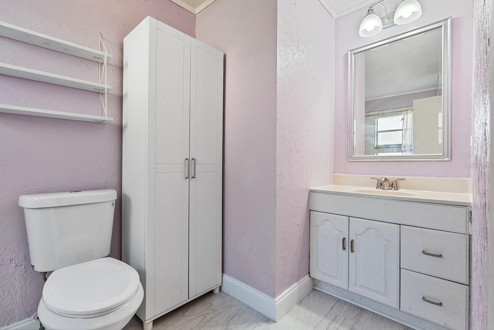 Image 12 of 28 For 5556 Memorial Drive