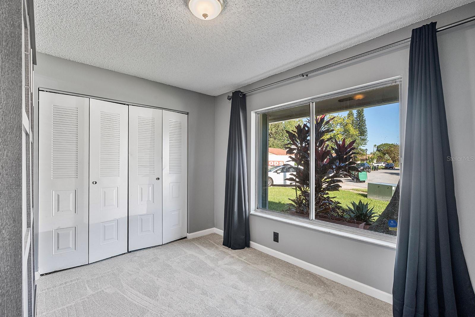 Image 14 of 28 For 5556 Memorial Drive