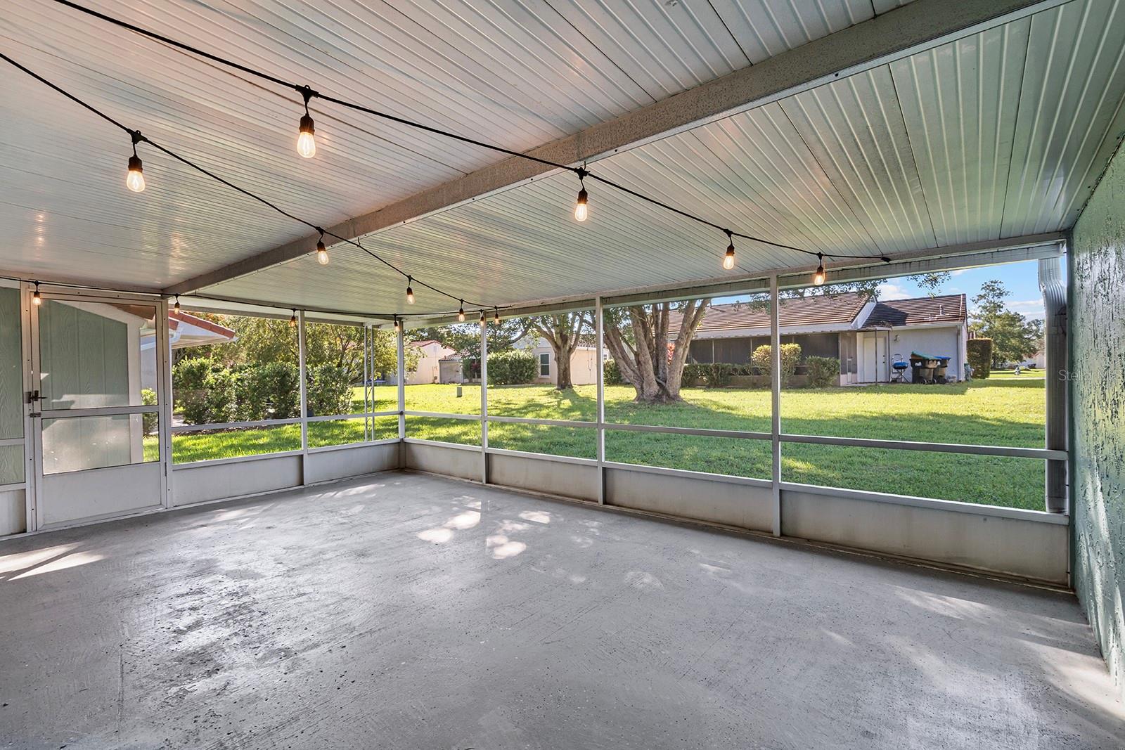 Image 18 of 28 For 5556 Memorial Drive