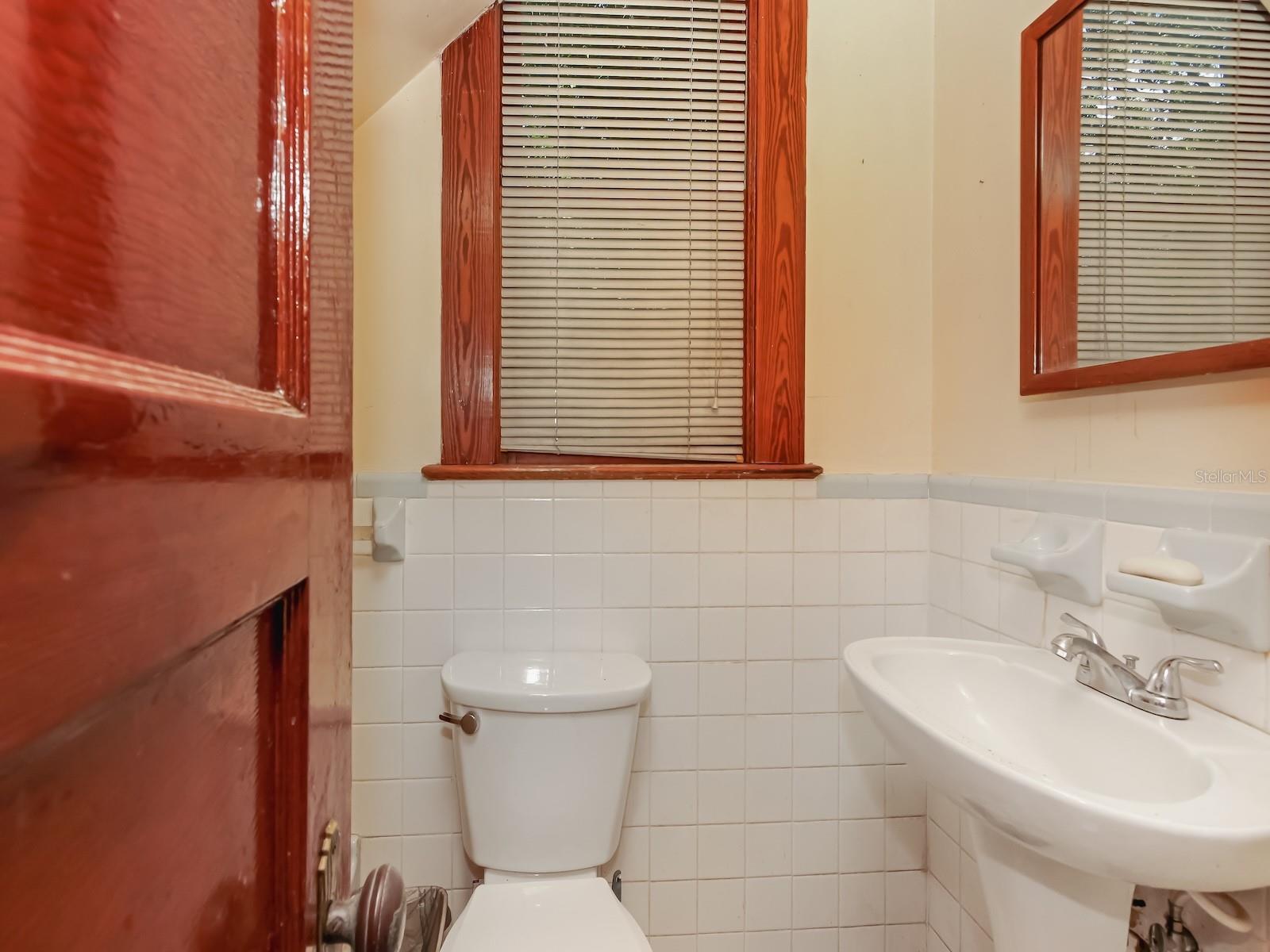 Image 15 of 27 For 1920 Sanford Avenue