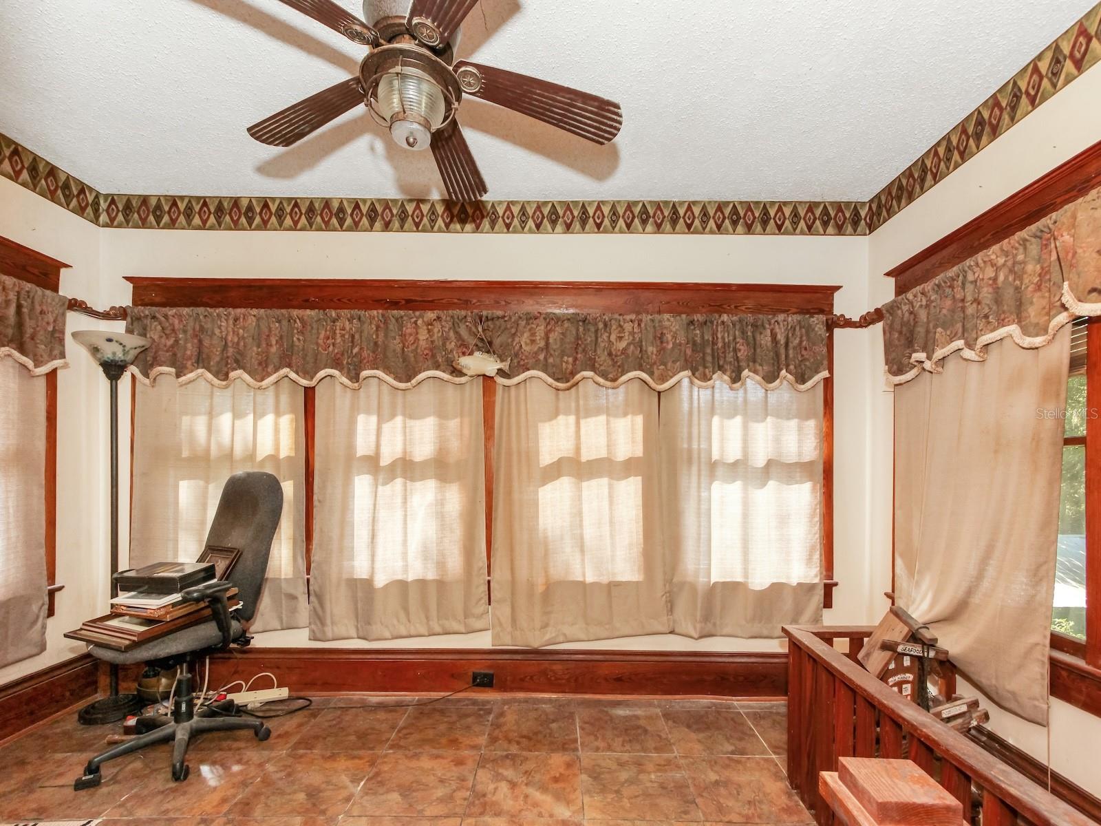 Image 22 of 27 For 1920 Sanford Avenue