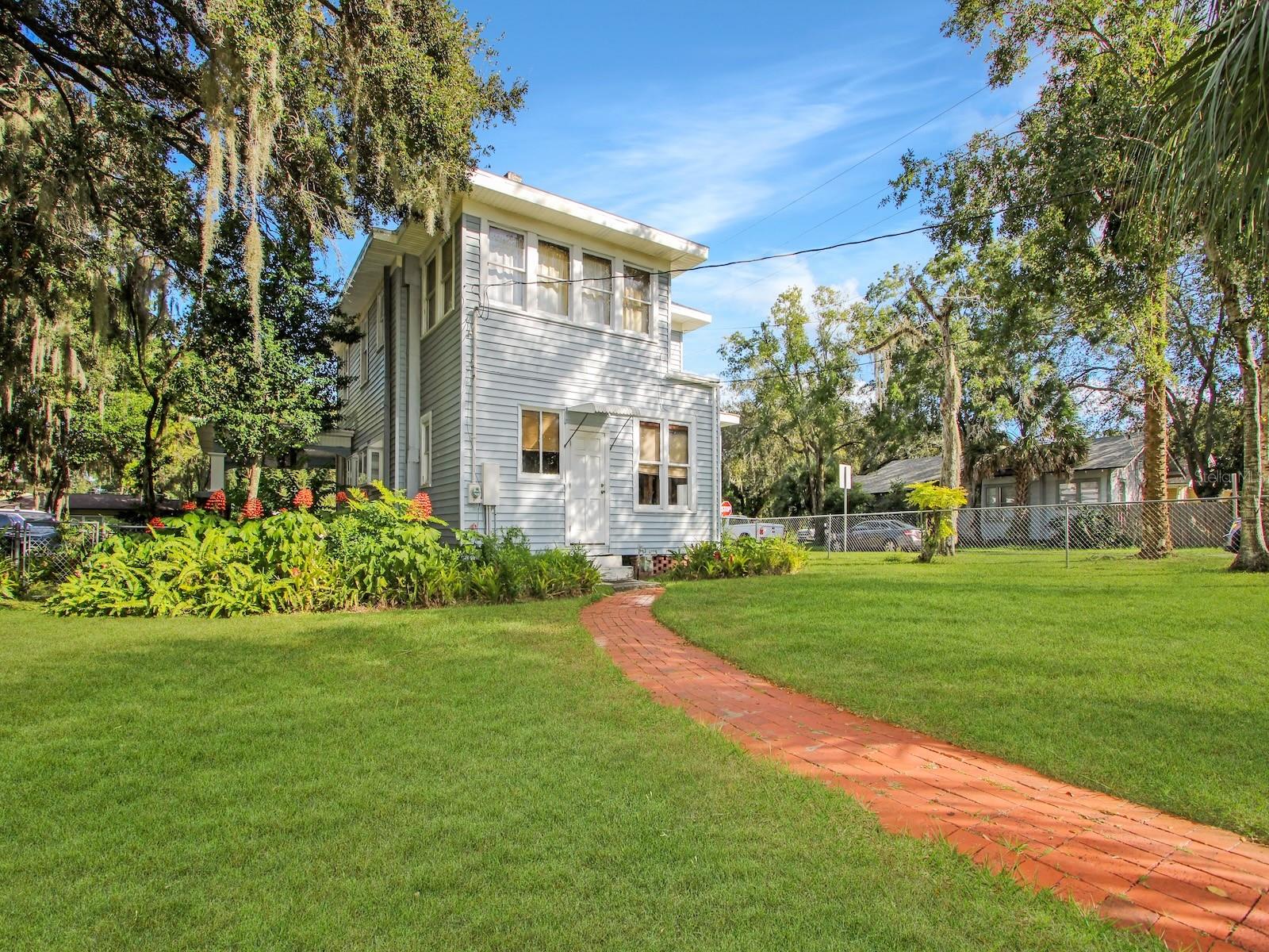 Image 26 of 27 For 1920 Sanford Avenue