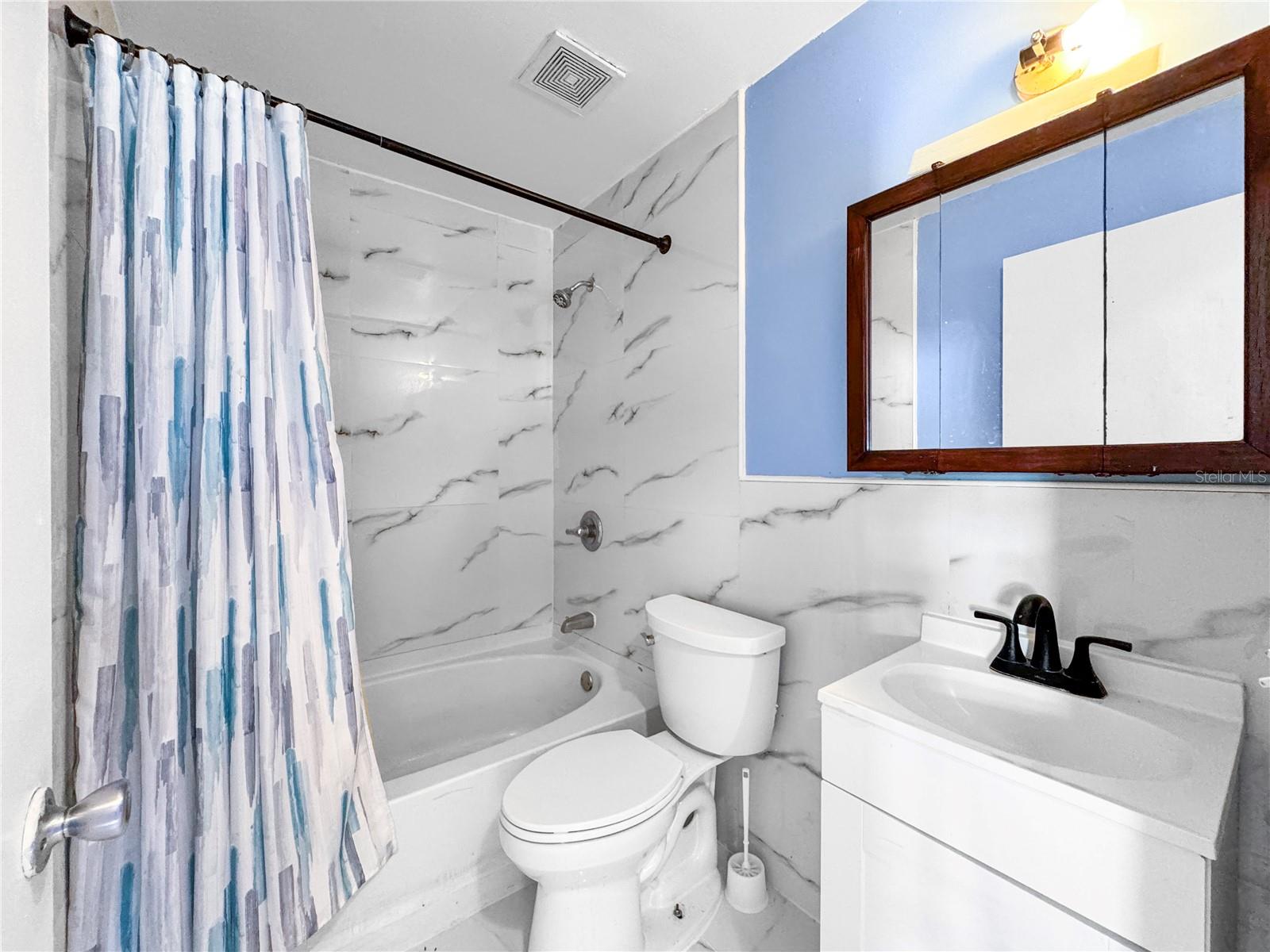 Image 18 of 20 For 517 3rd Court Sw