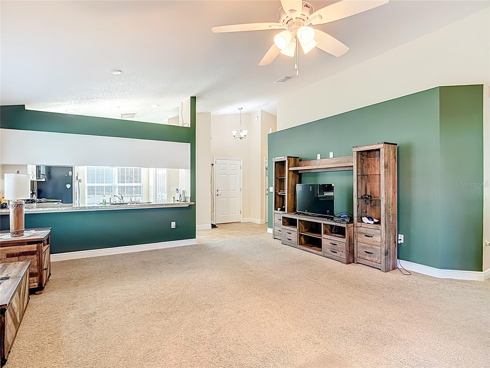 Image 11 of 56 For 6441 Pennsylvania Avenue