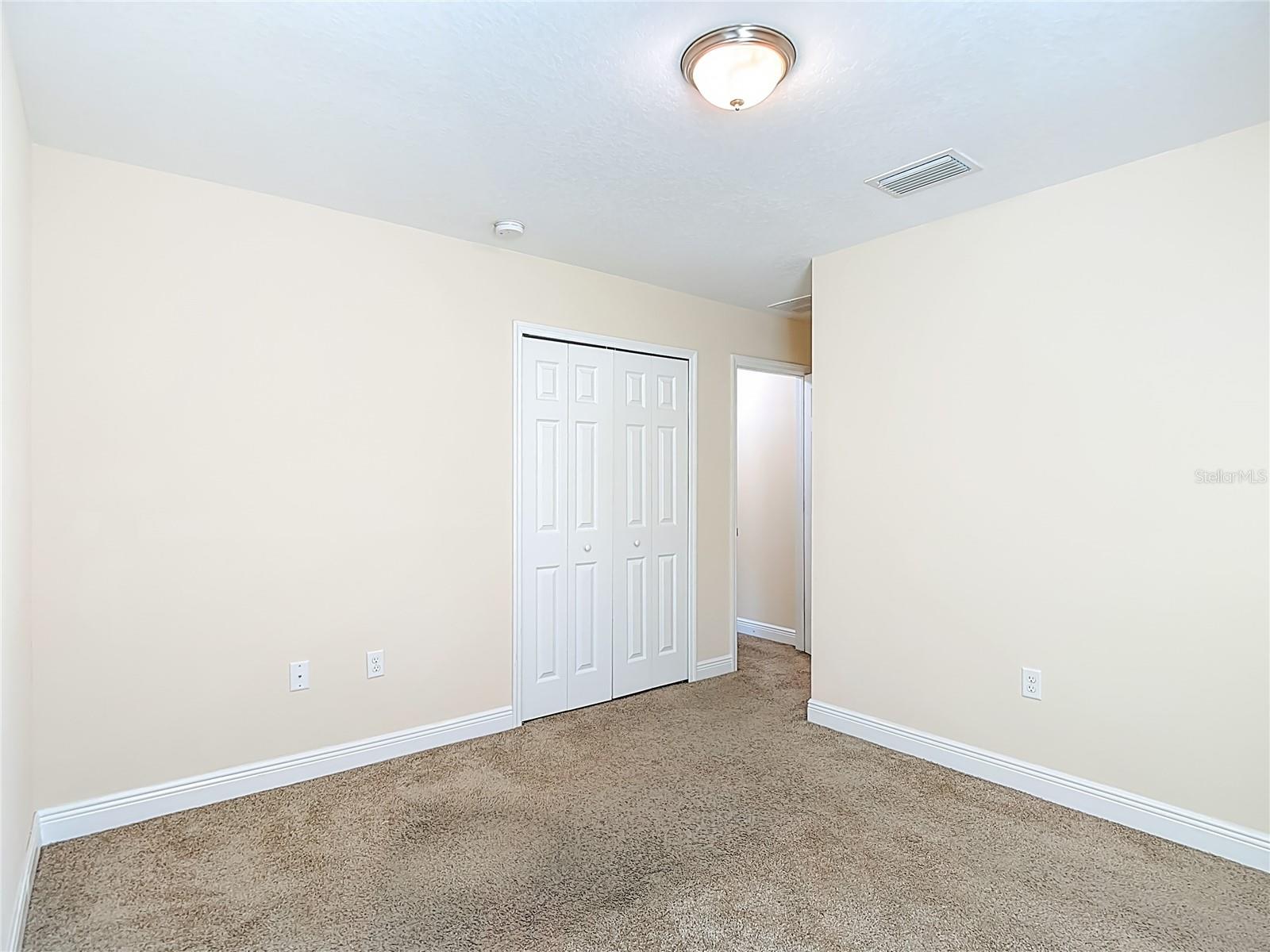 Image 26 of 56 For 6441 Pennsylvania Avenue