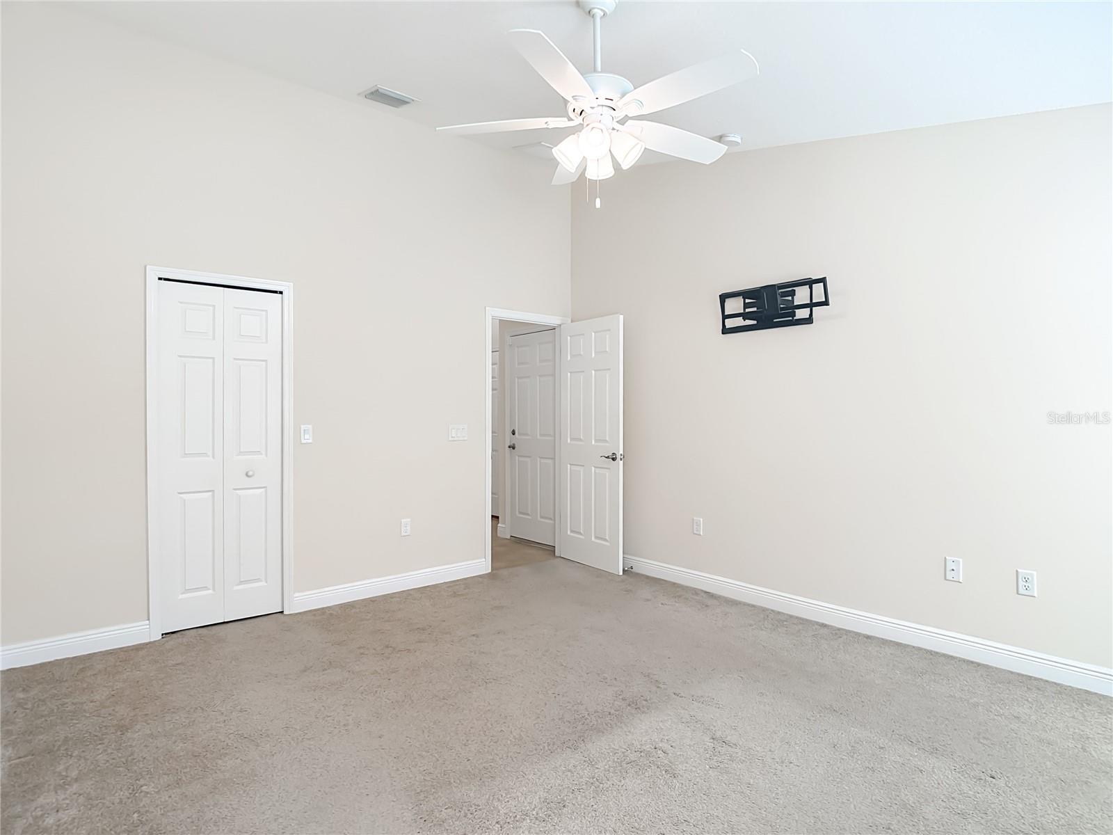 Image 39 of 56 For 6441 Pennsylvania Avenue