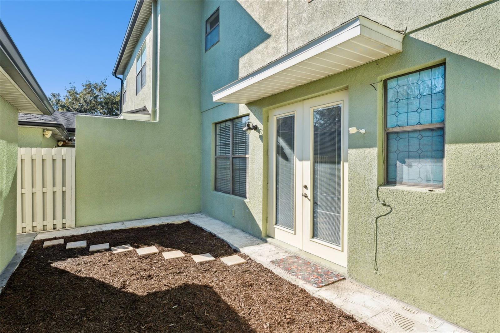 Image 19 of 30 For 13820 Beauregard Place