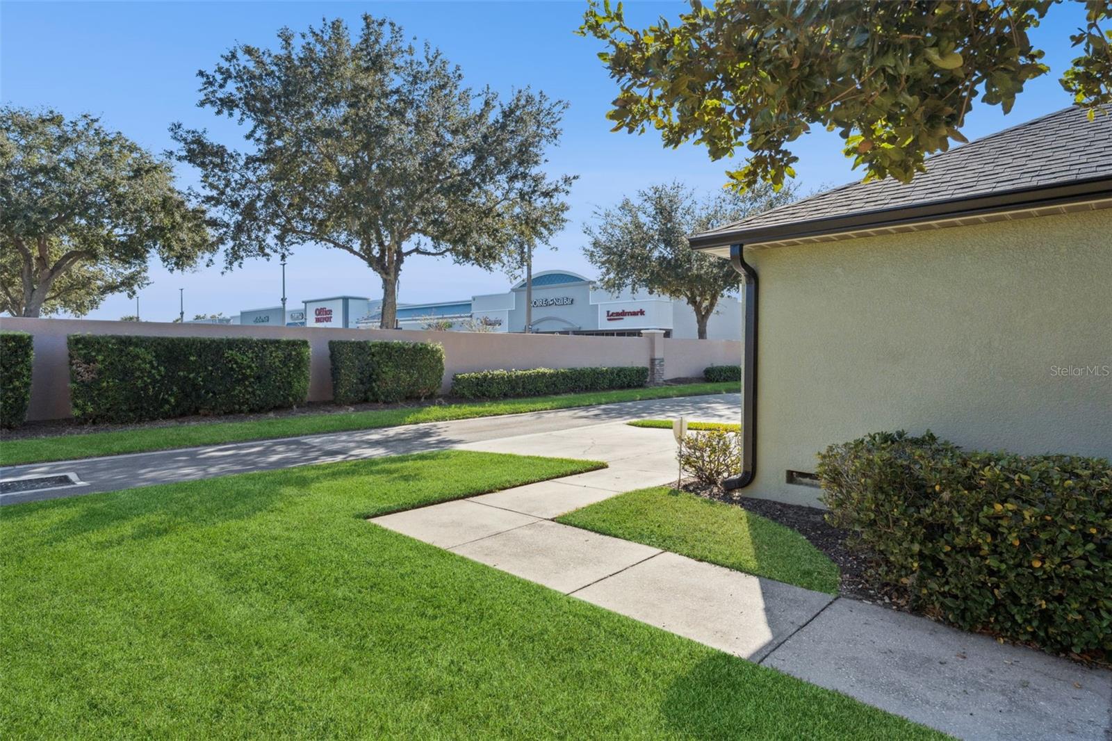 Image 25 of 30 For 13820 Beauregard Place