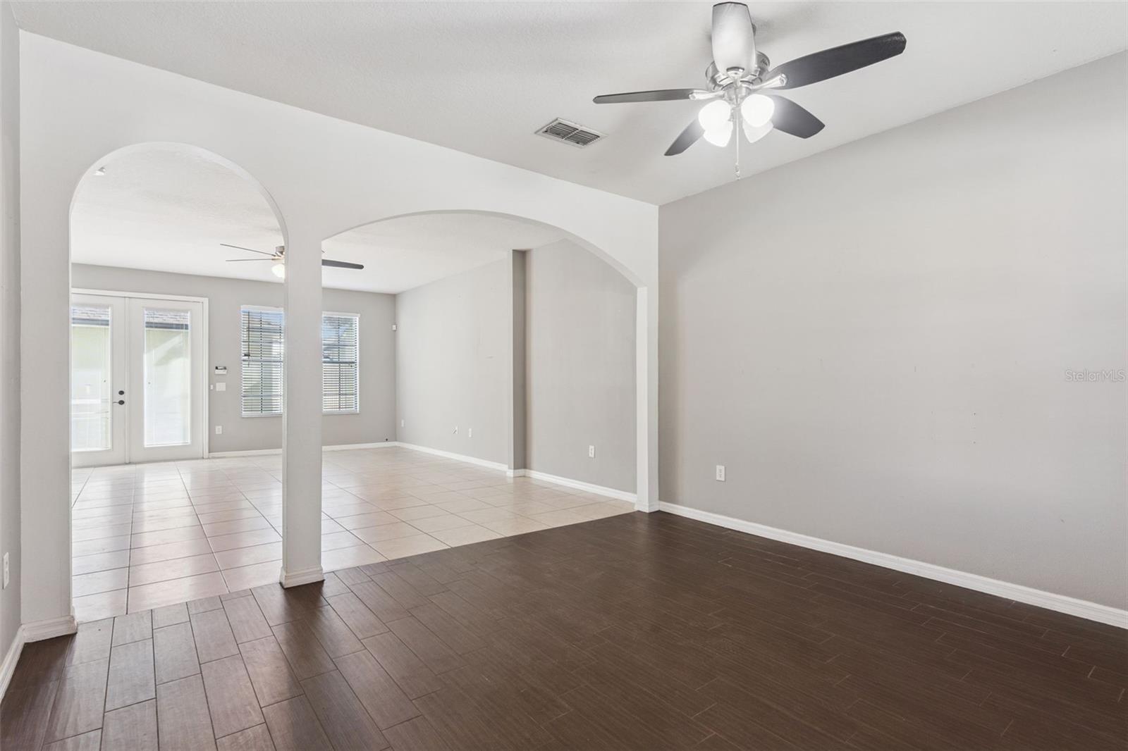 Image 4 of 30 For 13820 Beauregard Place