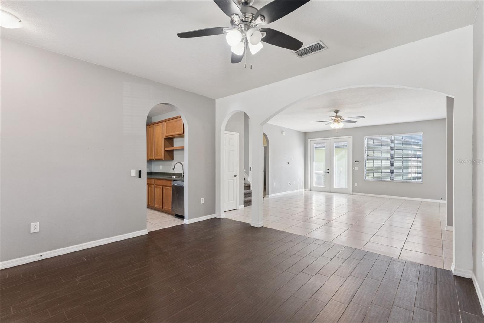 Image 5 of 30 For 13820 Beauregard Place