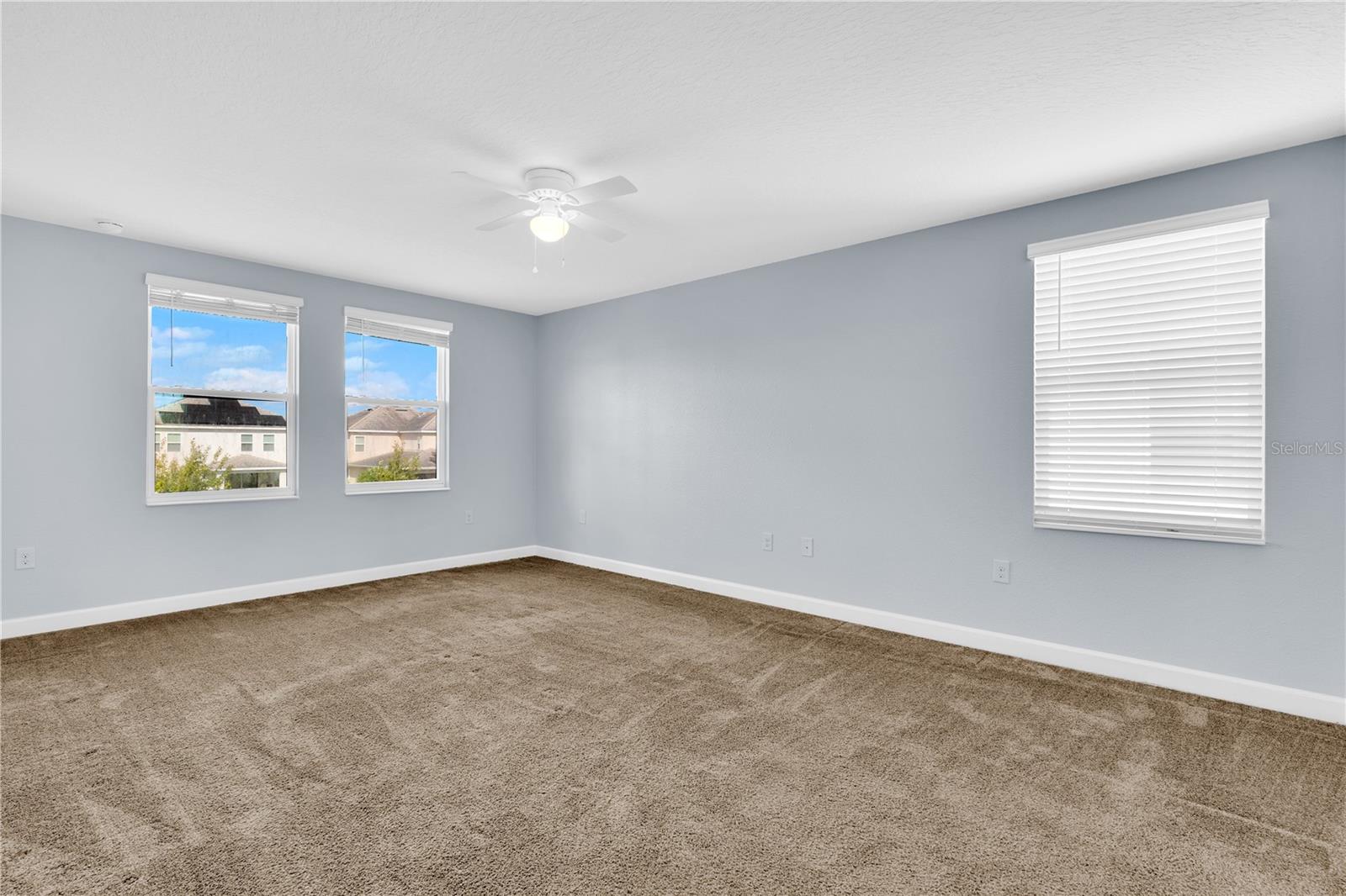 Image 27 of 41 For 12111 Imaginary Way