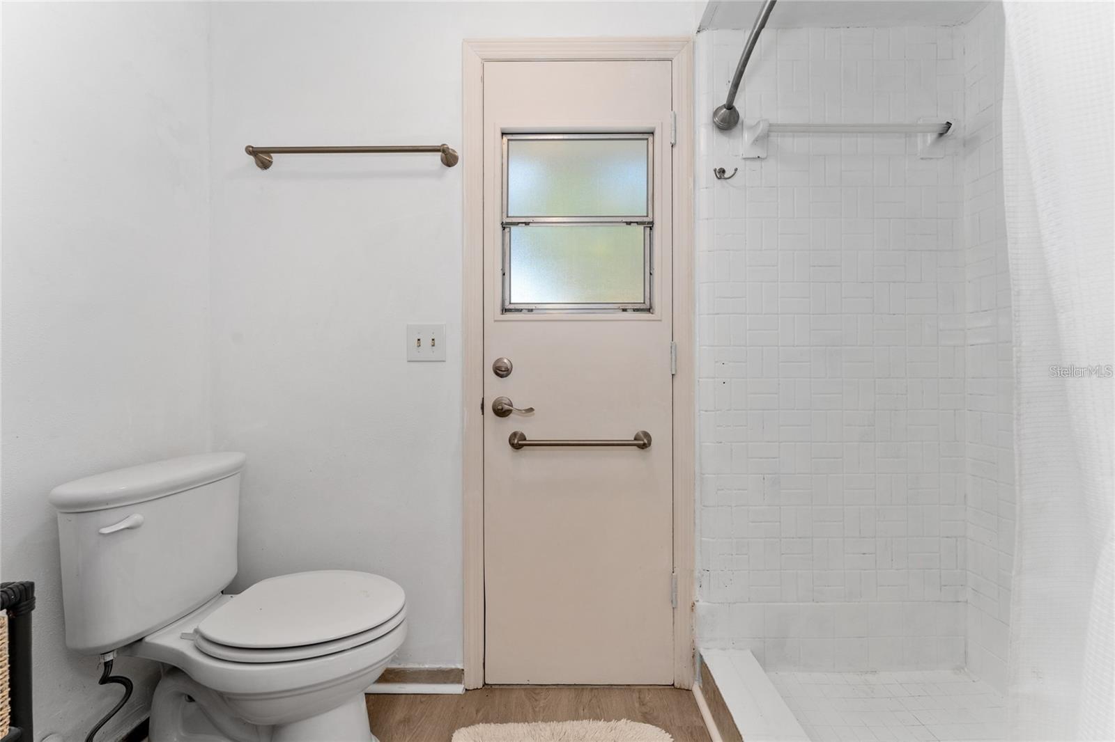 Image 20 of 21 For 5053 Maui Circle 14