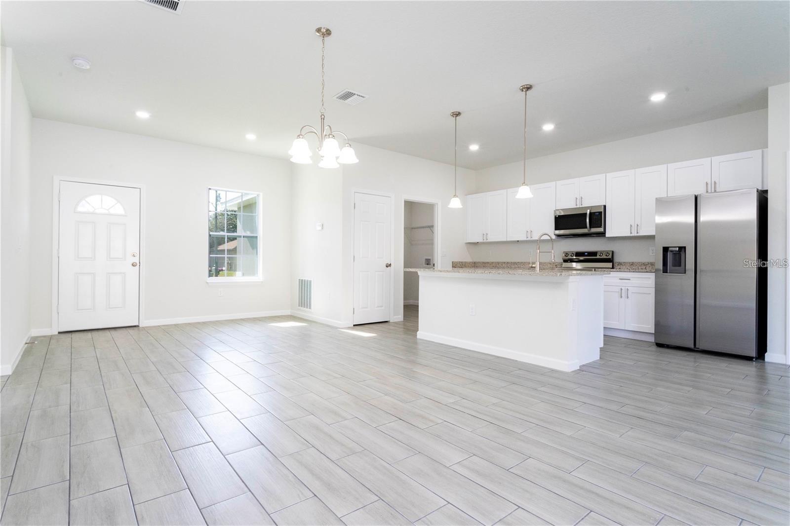 Image 8 of 10 For 560 Kingfisher Drive