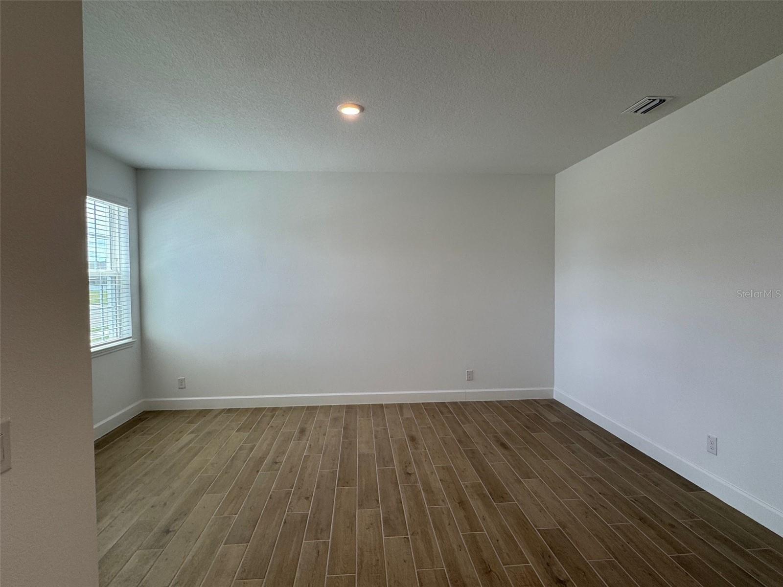 Image 2 of 13 For 2560 Cavanaugh Drive