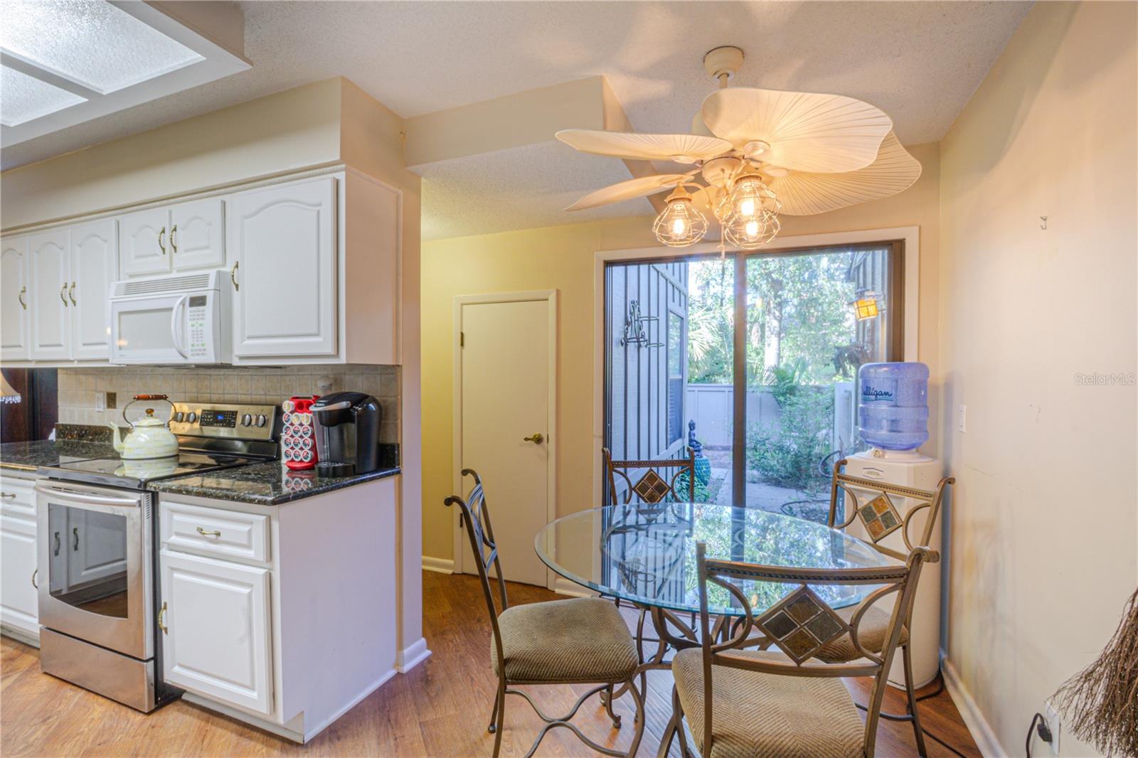 Image 14 of 35 For 39 Cherokee Trail