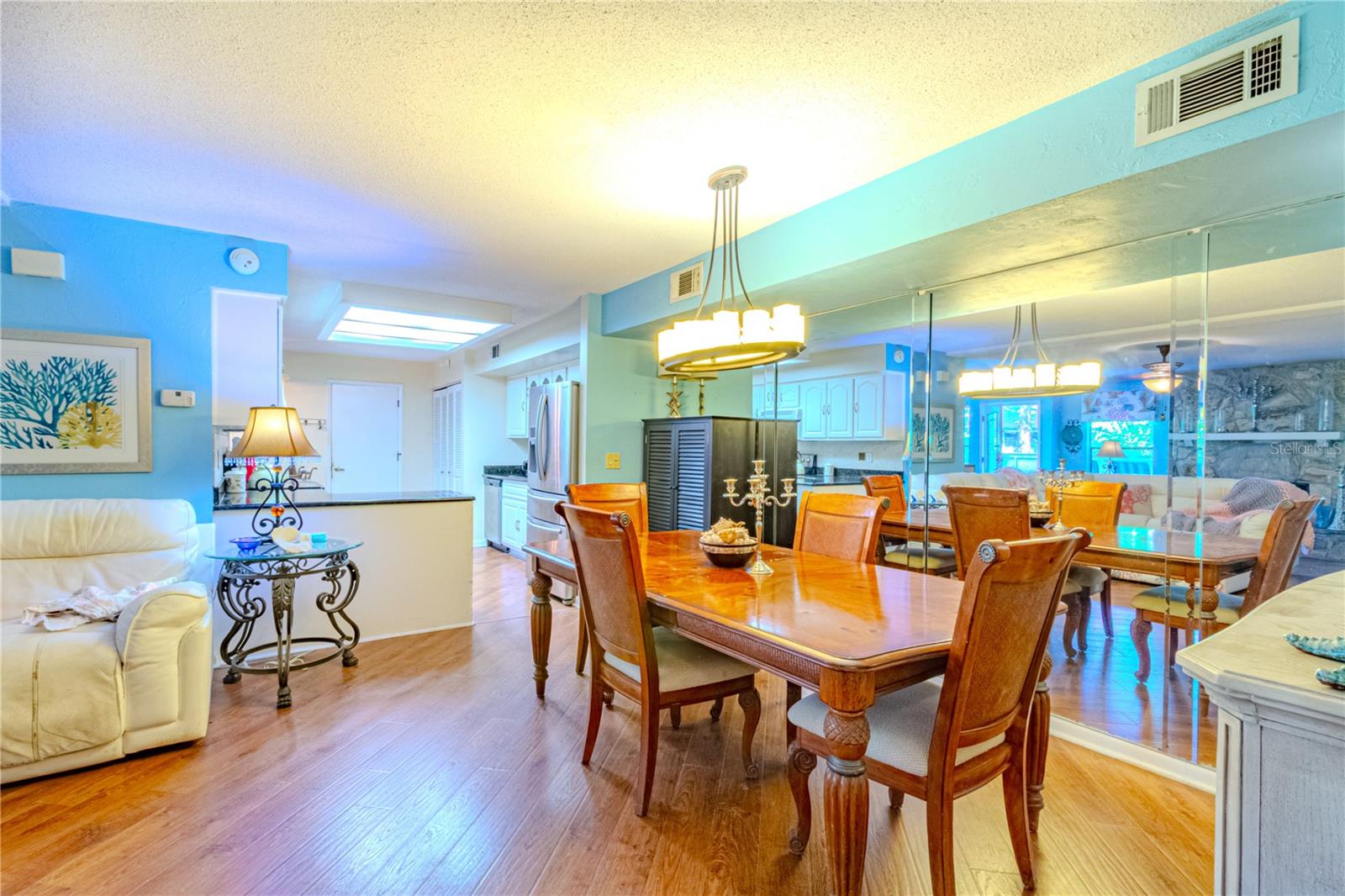 Image 27 of 35 For 39 Cherokee Trail