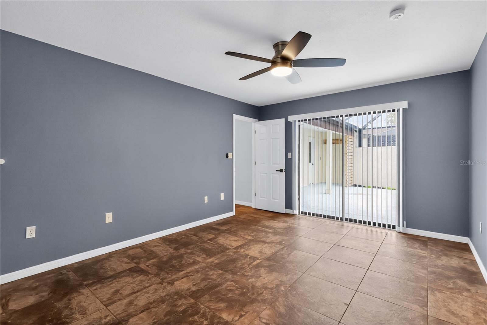 Image 15 of 26 For 1948 Magnolia Circle 48a