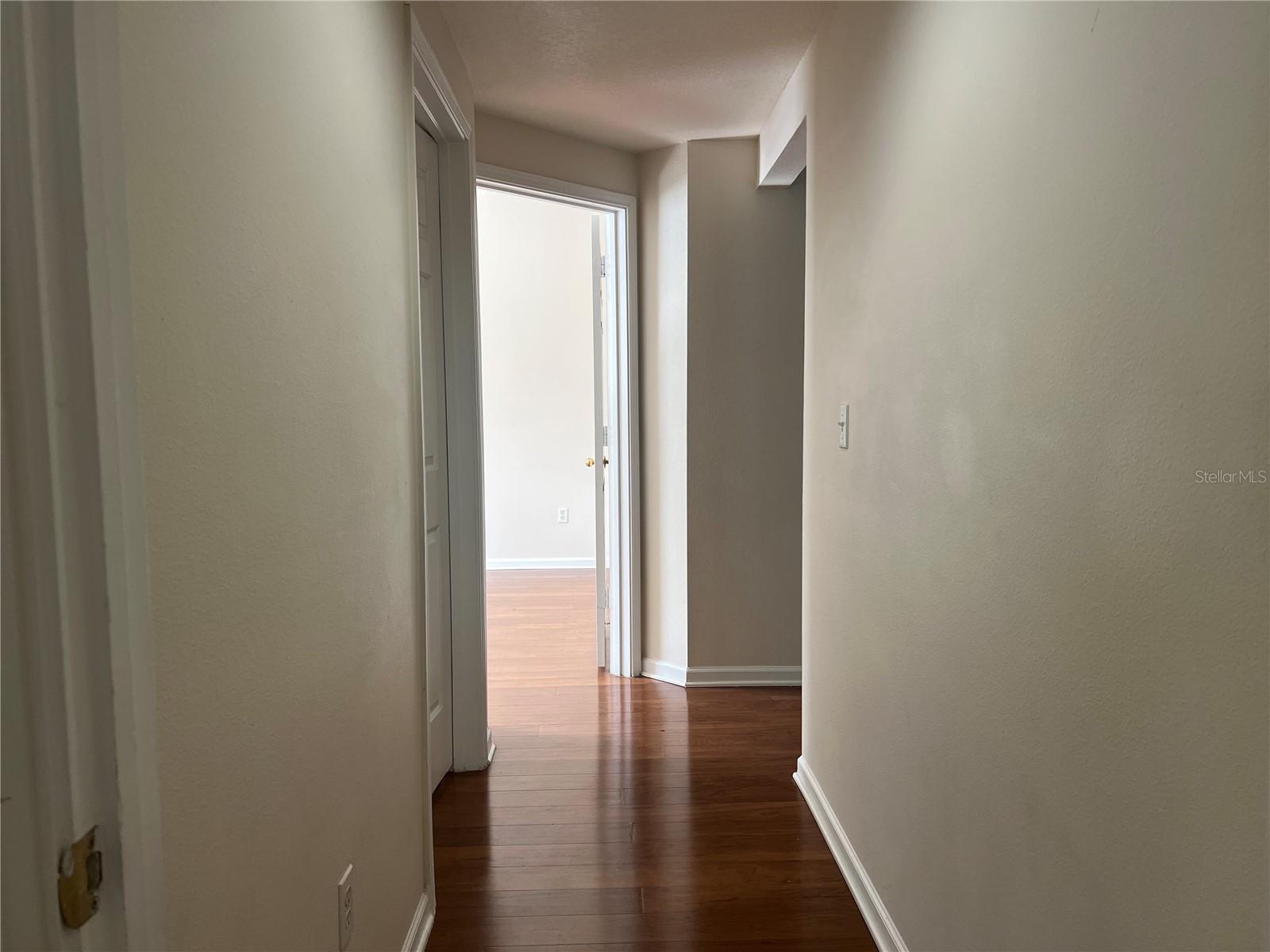 Image 3 of 8 For 14353 Fredricksburg Drive 912