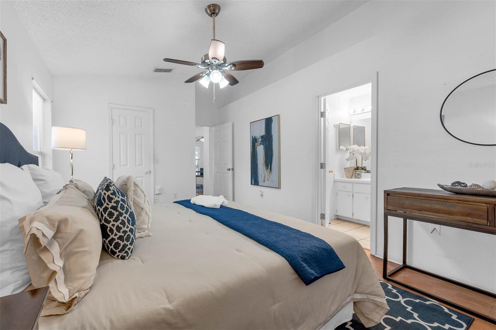 Image 12 of 24 For 5972 Kenlyn Court