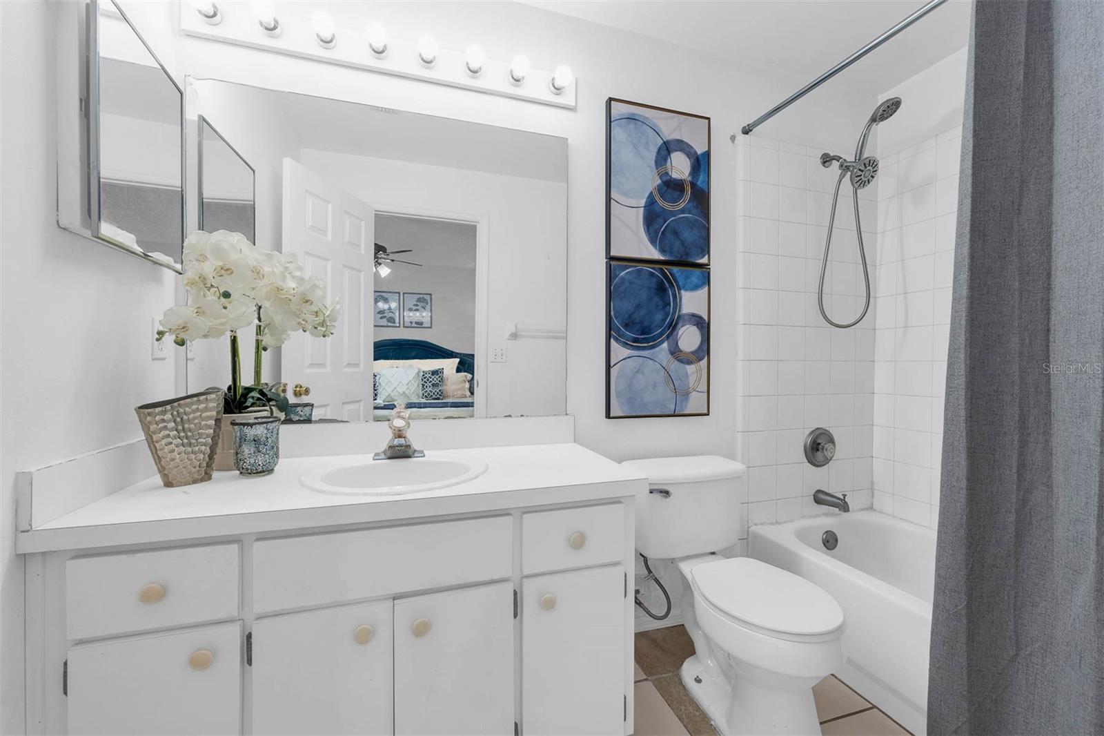 Image 15 of 24 For 5972 Kenlyn Court