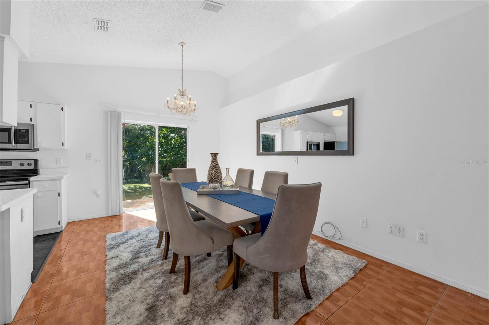 Image 7 of 24 For 5972 Kenlyn Court