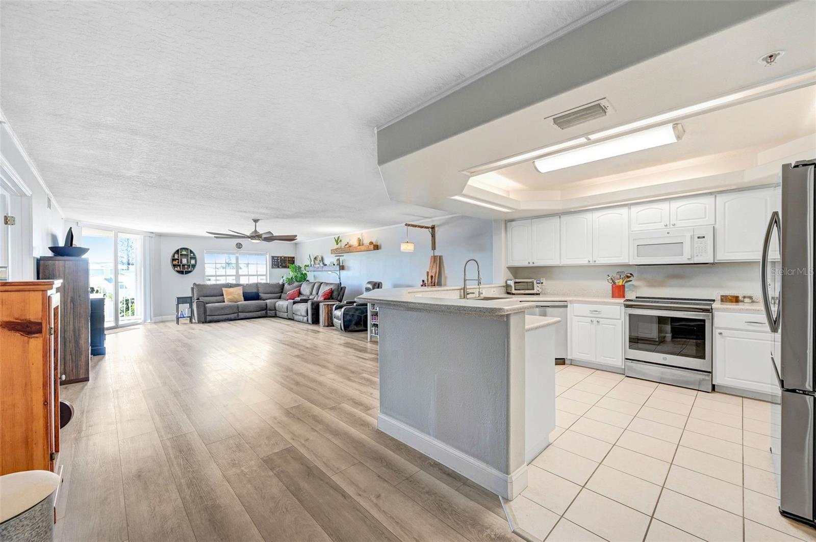 Image 26 of 59 For 3360 Atlantic Avenue 304