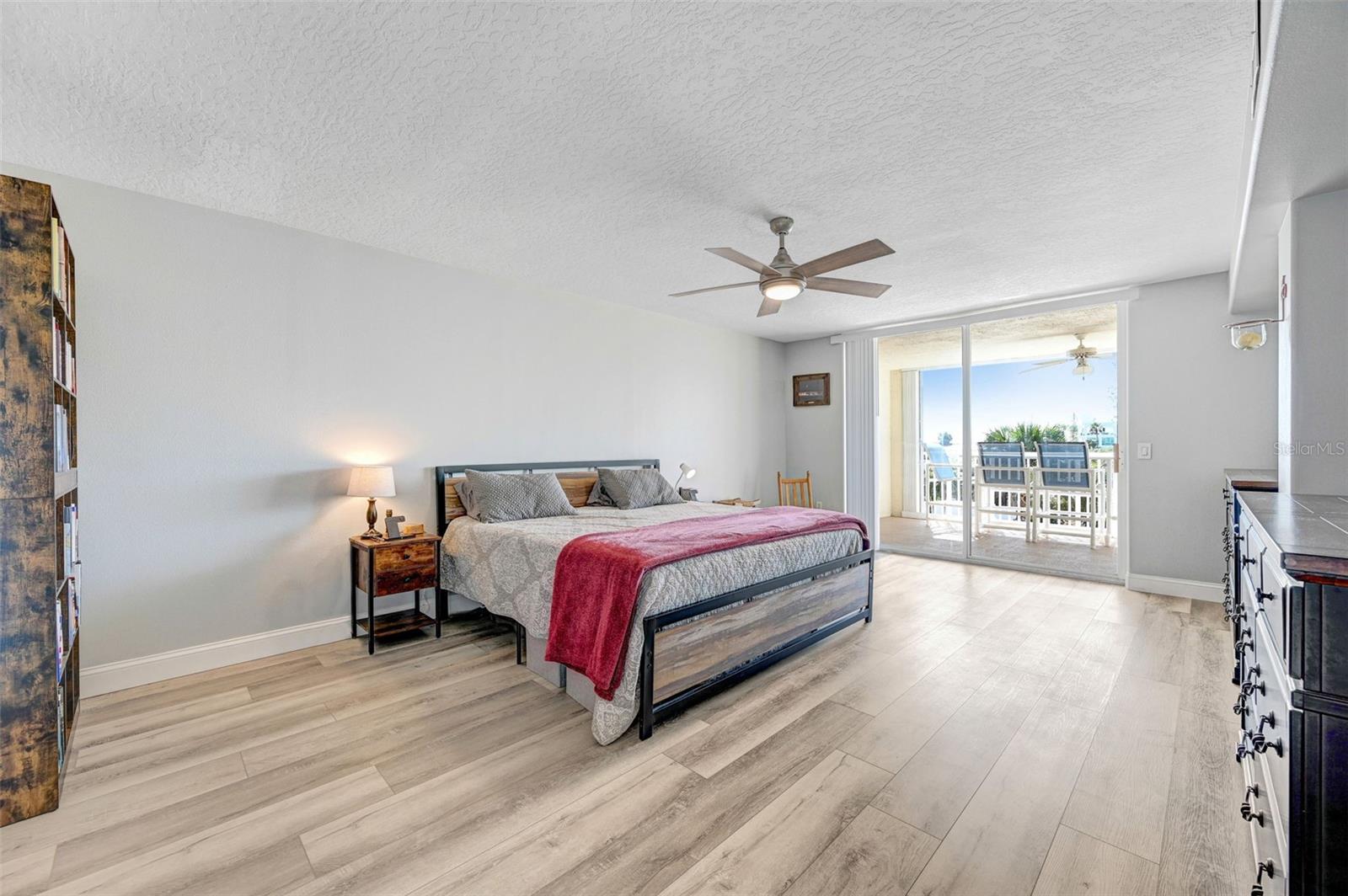 Image 37 of 59 For 3360 Atlantic Avenue 304