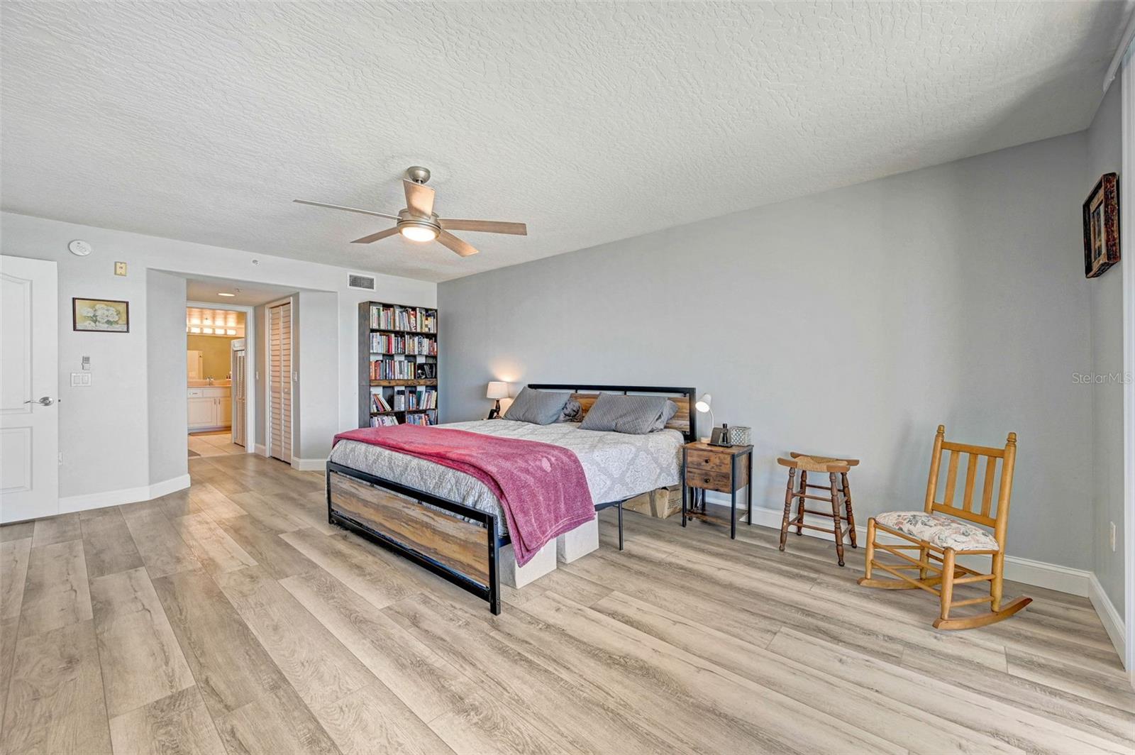 Image 39 of 59 For 3360 Atlantic Avenue 304