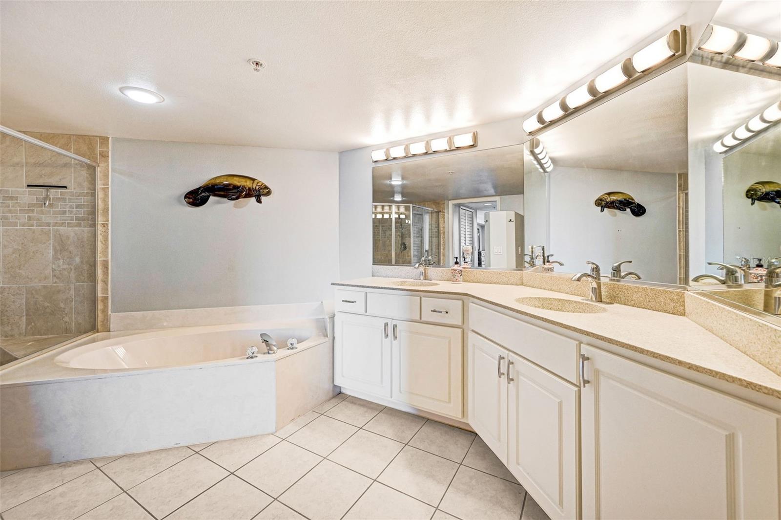 Image 41 of 59 For 3360 Atlantic Avenue 304