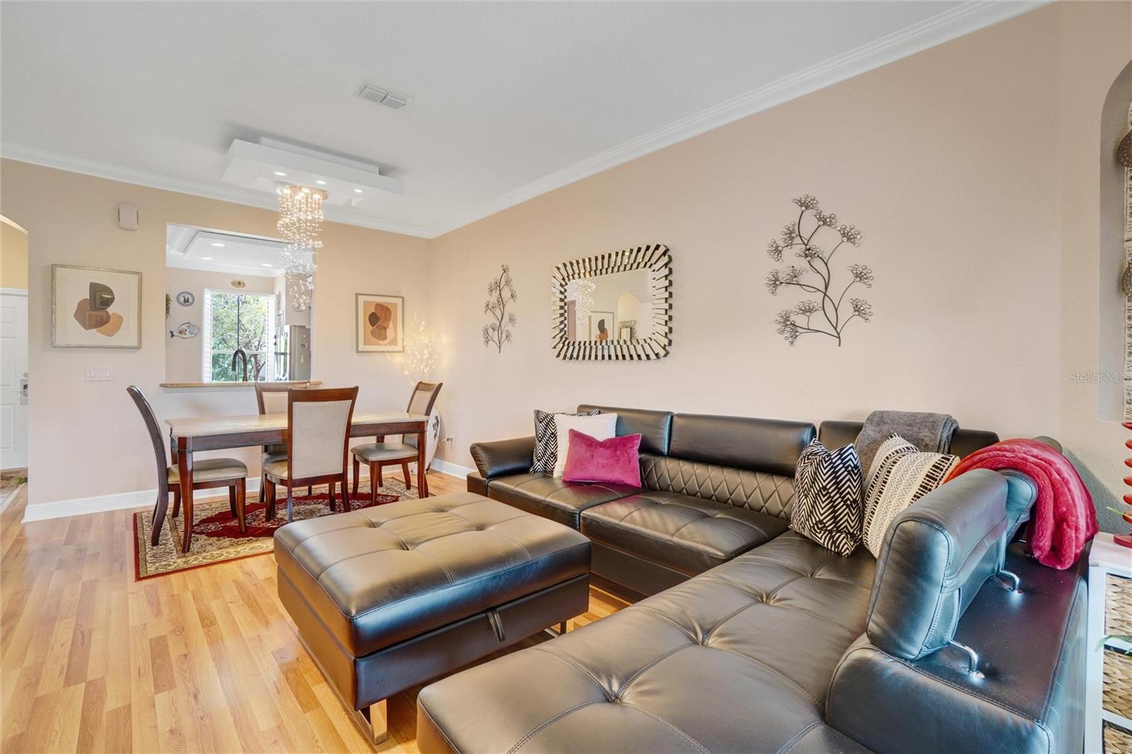 Image 7 of 38 For 3326 Calabria Avenue