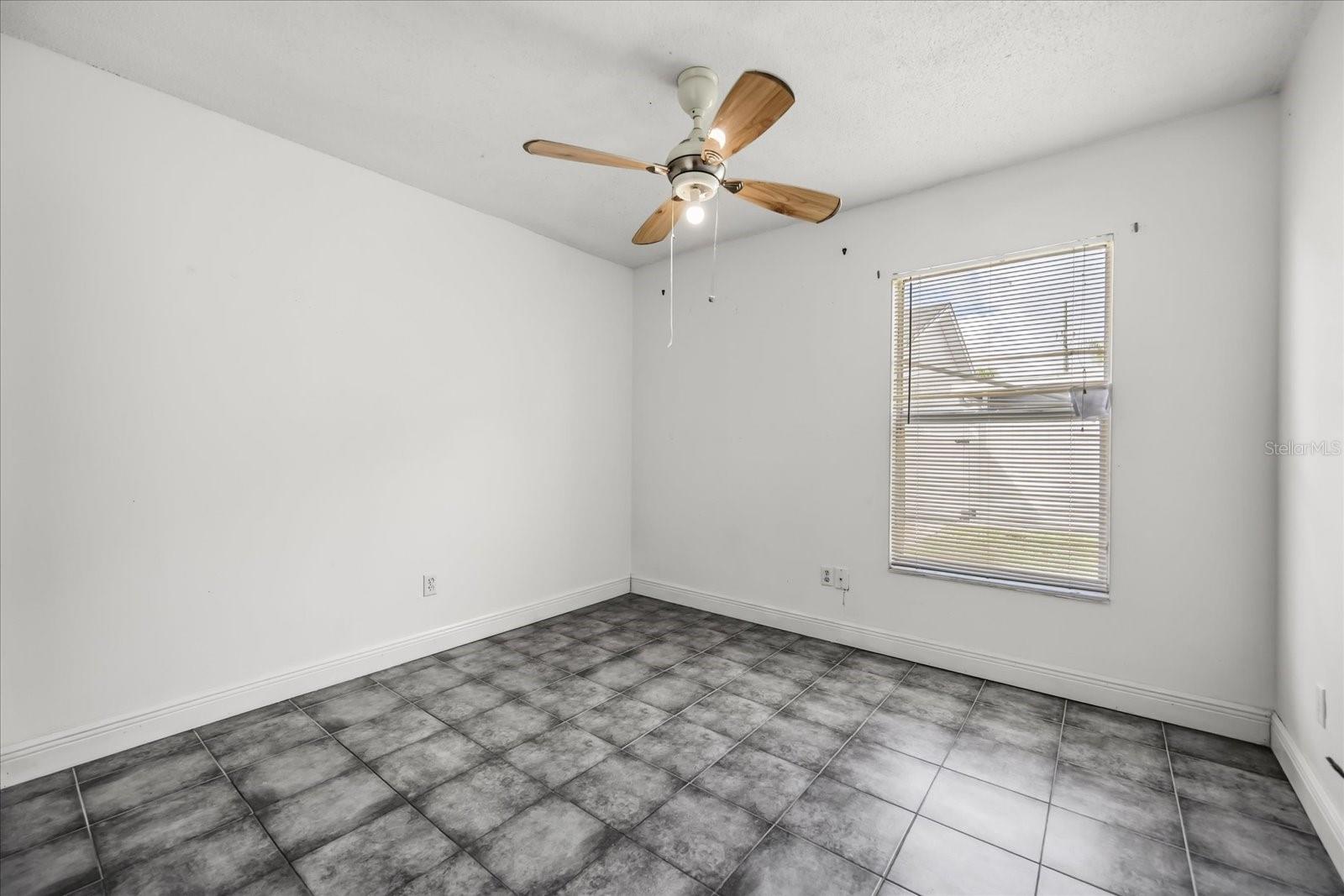 Image 10 of 25 For 2308 Harbor Town Drive